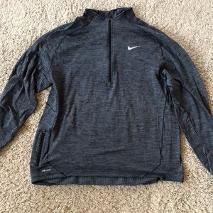 Nike Men’s XL quilted dri-fit 1/4 zip pullover